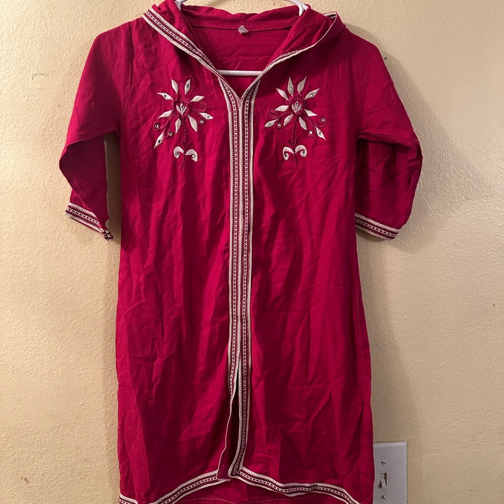 Moroccan Magenta Embroidered Hooded Abaya